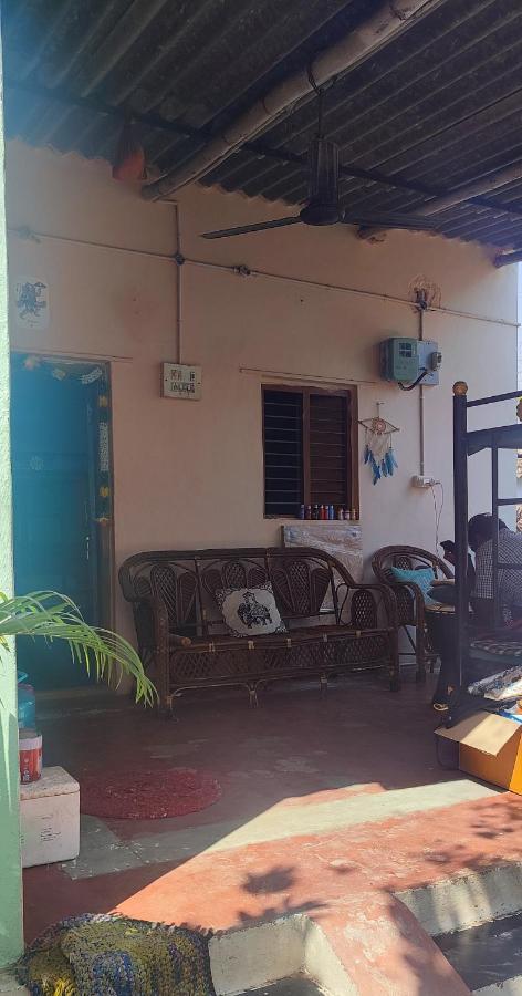 Hearthspace Hampi - Small Home, A Low-Impact Backpackers Hostel Exteriör bild