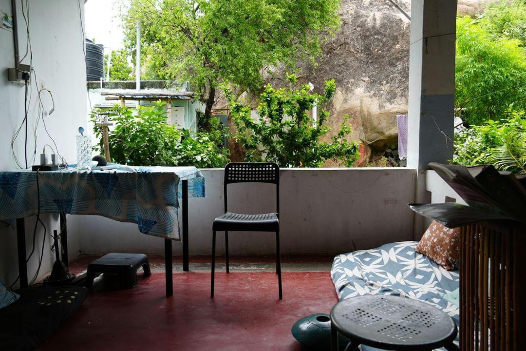 Hearthspace Hampi - Small Home, A Low-Impact Backpackers Hostel Exteriör bild